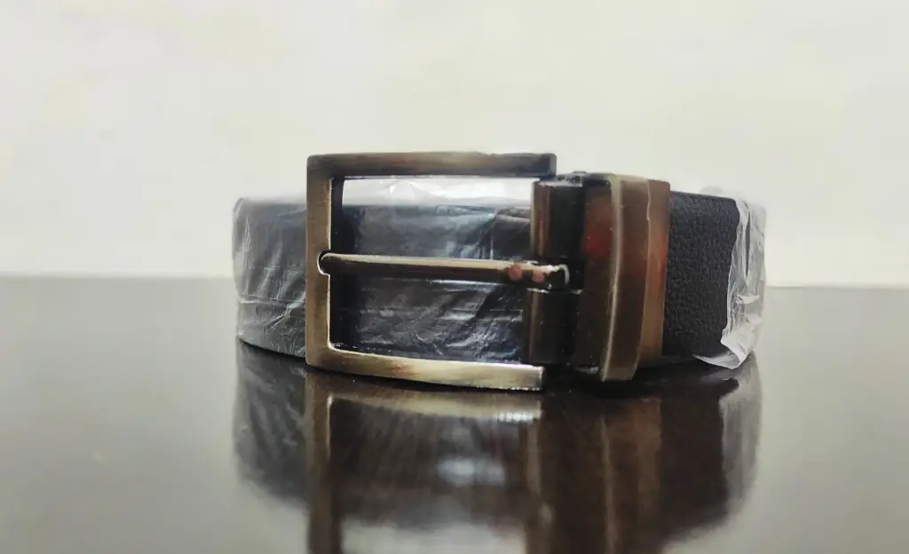 Reversible italian leather belt